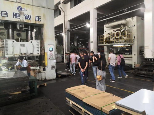 编程猫热烈欢迎温州客户团队莅临参观，共话未来教育合作新篇章